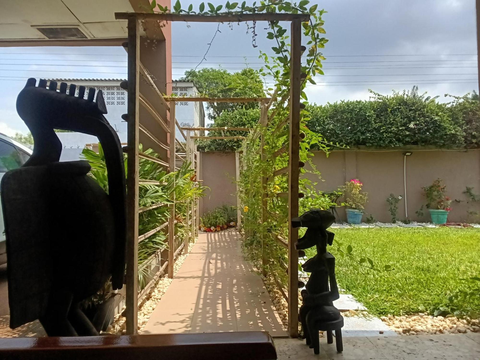 Maison Katia Abidjan Ngoại thất bức ảnh